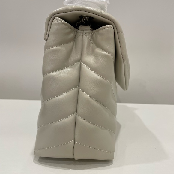 YSL Small Loulou - Picture 5 of 10